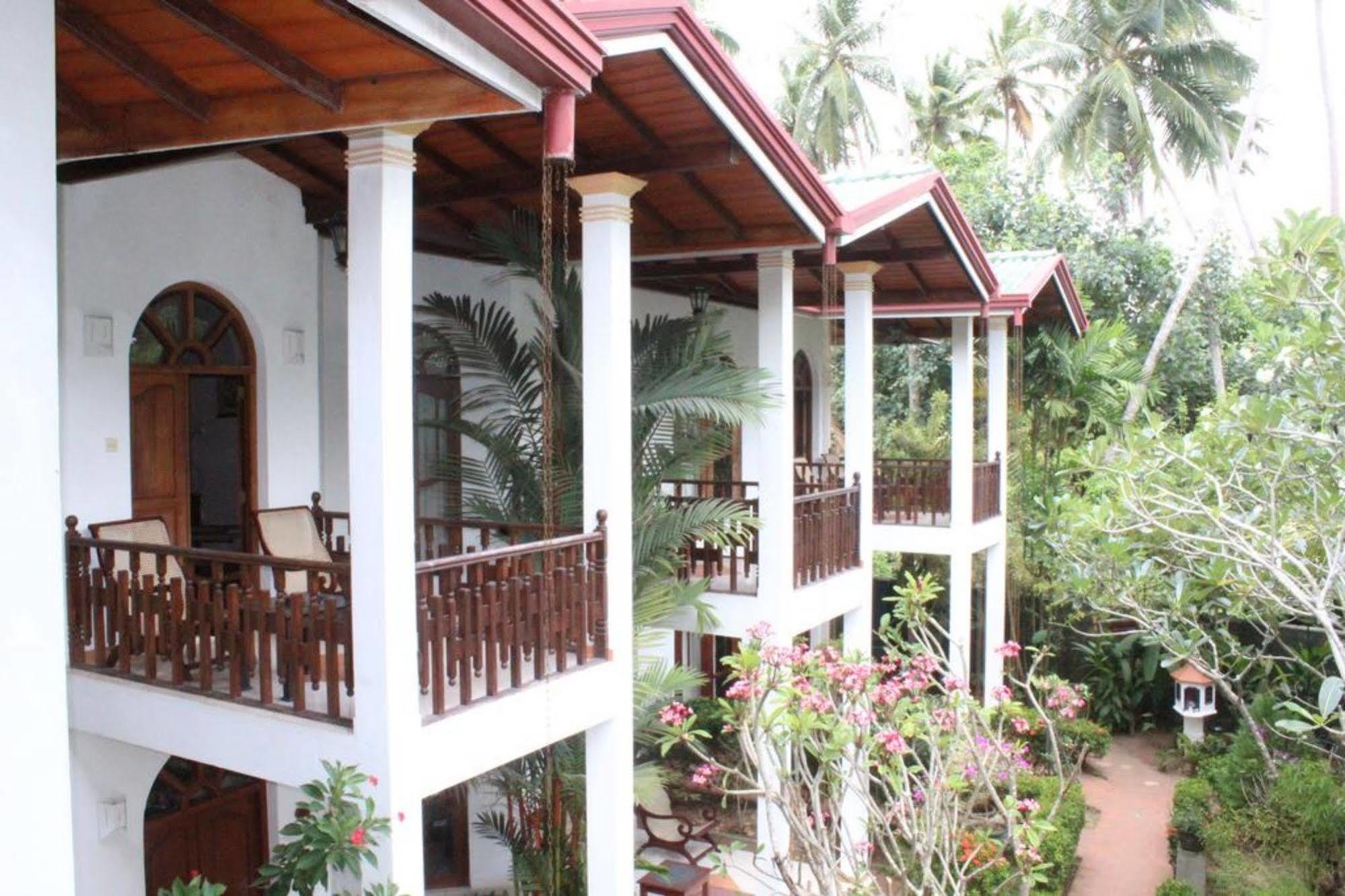 Hotel Bentota Village Exterior foto